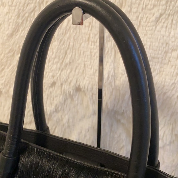 Pour La Victoire Large Black Handbag - Picture 2 of 7